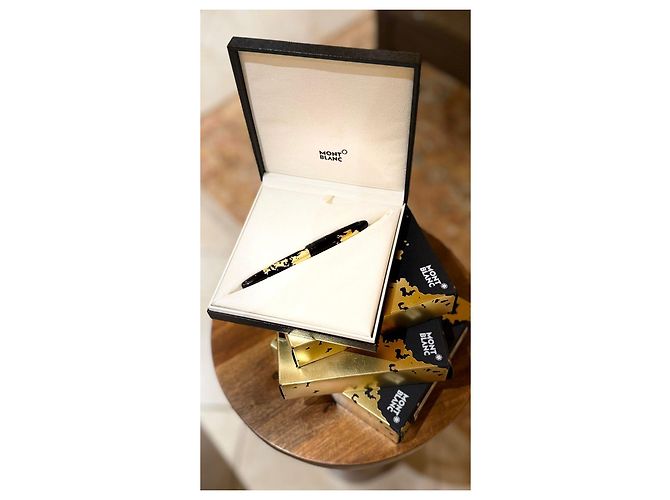 Montblanc Meisterstück 146 Calligrafia Foglia d'Oro Penna Nera Oro Nero - vista 3
