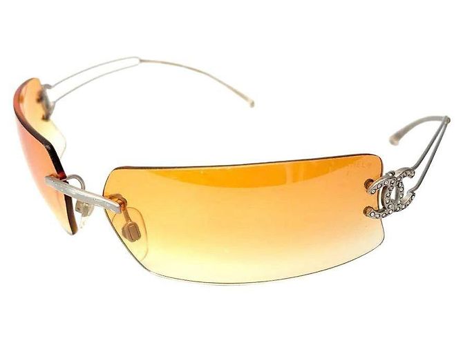 Occhiali da sole Chanel senza montatura con strass rosa e logo CC oro Arancione - vista 2