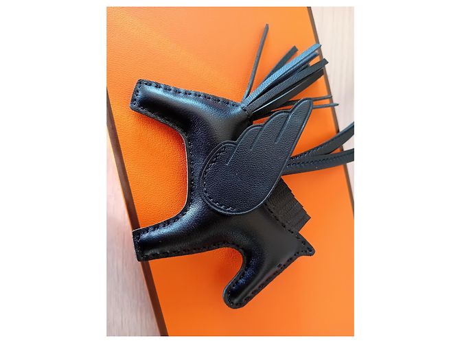 Kelly Hermès Rodéo PM Pegaso Negro - vista 5