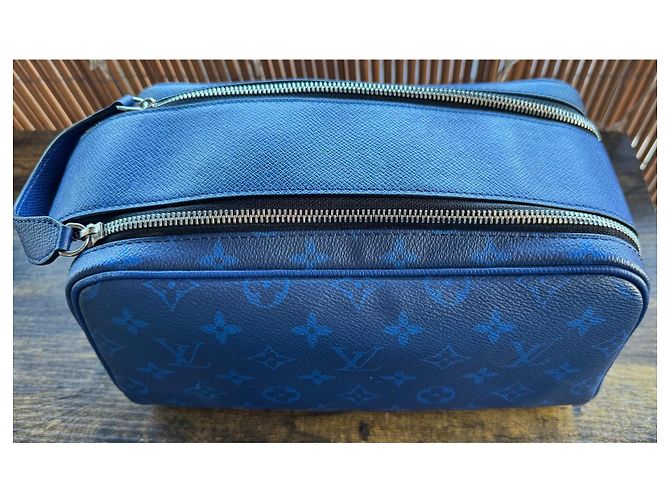 Necessaire Louis Vuitton blu - vista 2