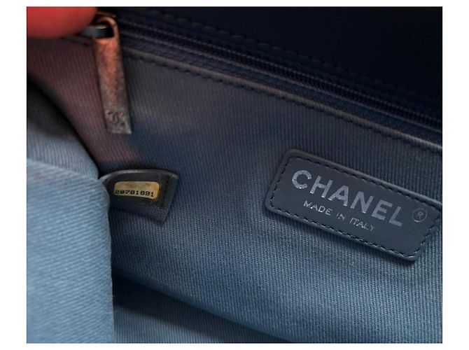 Collezione Crociera 2015 di Chanel Timeless a Dubai Blu chiaro - vista 15