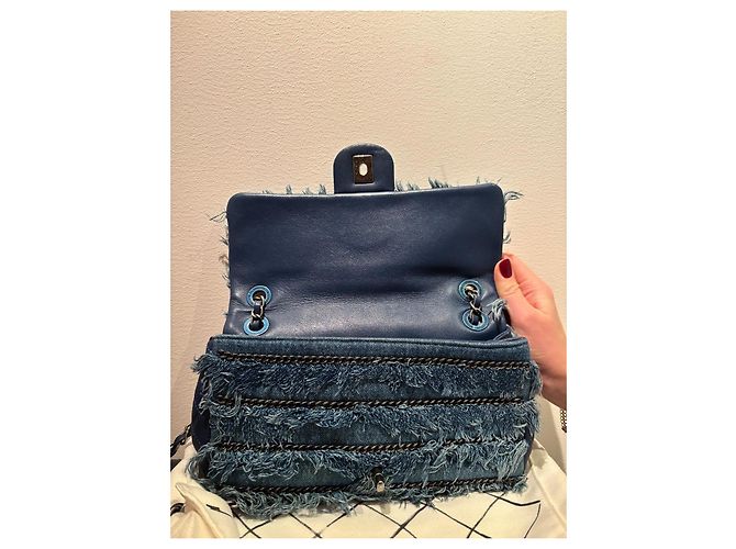 Collezione Crociera 2015 di Chanel Timeless a Dubai Blu chiaro - vista 7