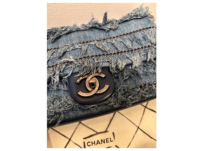 Collezione Crociera 2015 di Chanel Timeless a Dubai Blu chiaro - vista 9