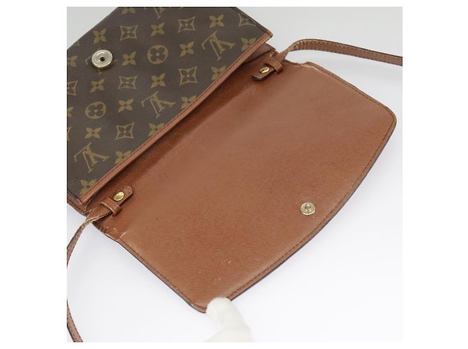 LOUIS VUITTON Monogram Bordeaux 24 Bolsa de Hombro M51798 LV Auth 101107 Monograma - vista 20