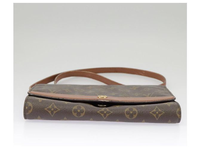 LOUIS VUITTON Monogram Bordeaux 24 Bolsa de Hombro M51798 LV Auth 101107 Monograma - vista 5