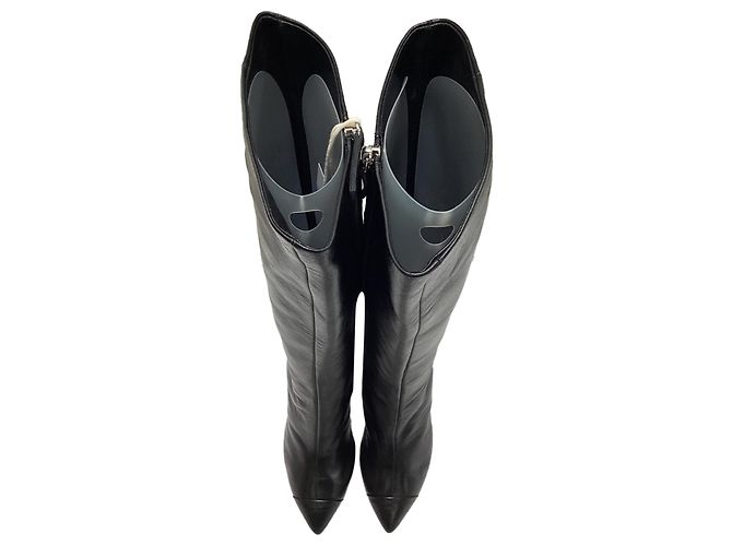 Stivali alti con zip e tacco in pelle nera di Giuseppe Zanotti Nero - vista 6