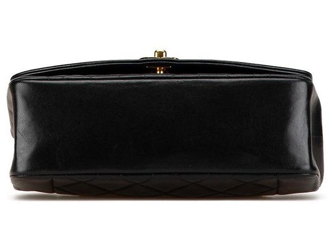 Chanel Matelasse Diana22 Leather Shoulder Bag Black - view 3
