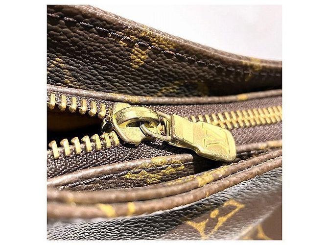 Sac à main Louis Vuitton Looping GM M51145 Marron - vue 4