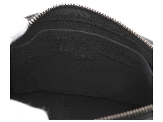 Sac à main Louis Vuitton Keepall Bandouliere 25 M46271 Gris - vue 5
