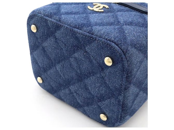Chanel Denim Matelasse Chain Vanity Bag AS3171 Blue - view 3