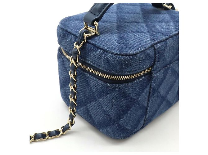 Chanel Denim Matelasse Chain Vanity Bag AS3171 Blue - view 4