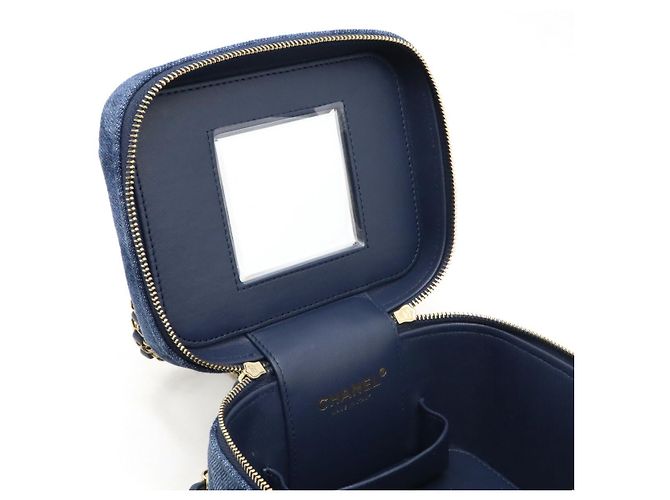 Chanel Denim Matelasse Chain Vanity Bag AS3171 Blue - view 7