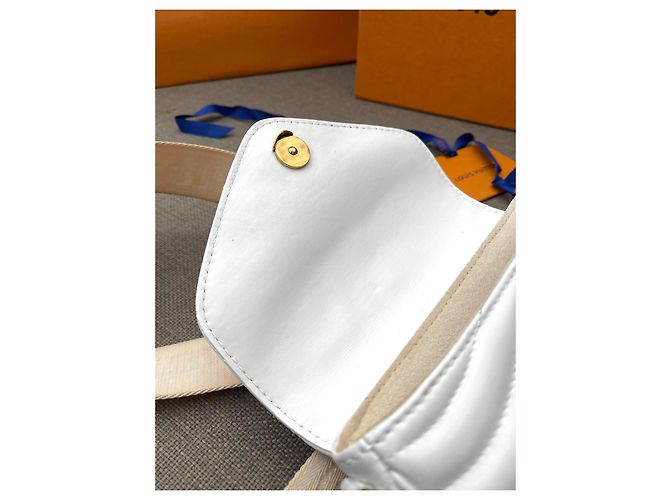 Louis Vuitton Multi Pochette New Wave Branca Couro Branco - vista 12