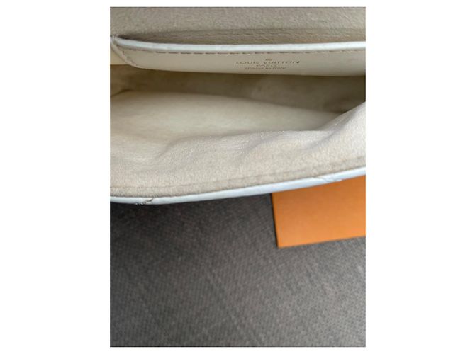 Louis Vuitton Multi Pochette New Wave Branca Couro Branco - vista 13
