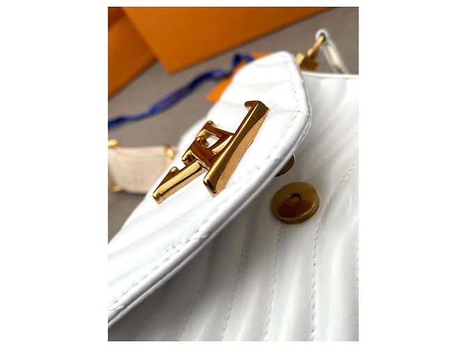 Louis Vuitton Multi Pochette New Wave Branca Couro Branco - vista 14