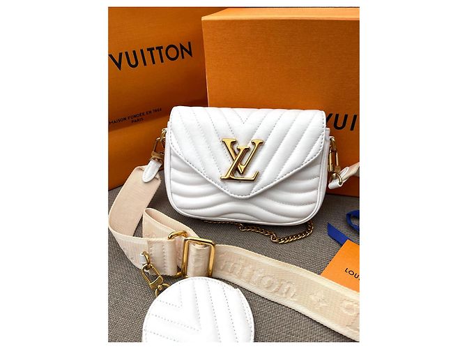 Louis Vuitton Multi Pochette New Wave Branca Couro Branco - vista 4