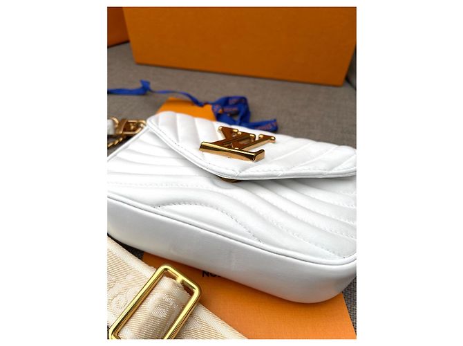 Louis Vuitton Multi Pochette New Wave Branca Couro Branco - vista 8