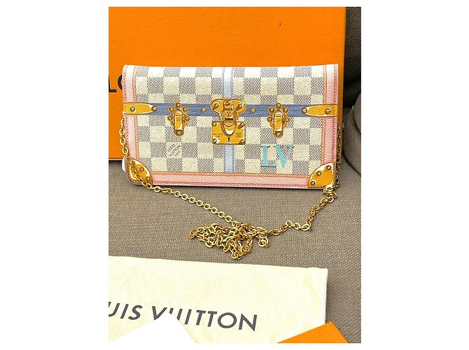 Louis Vuitton Pochette Summer Trunks Damier Azur Beige - vista 5