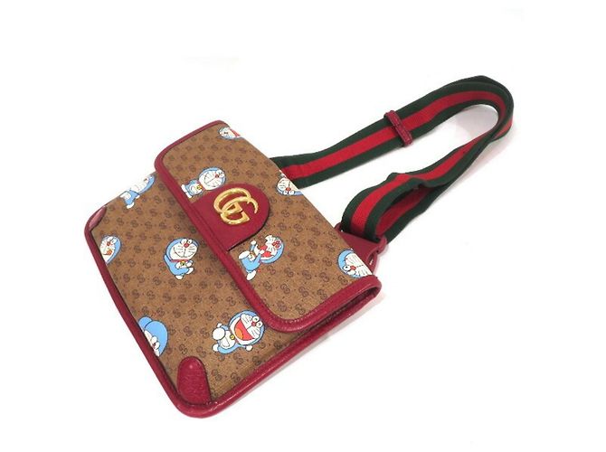 Marsupio Gucci GG Supreme Doraemon Collaboration - vista 9