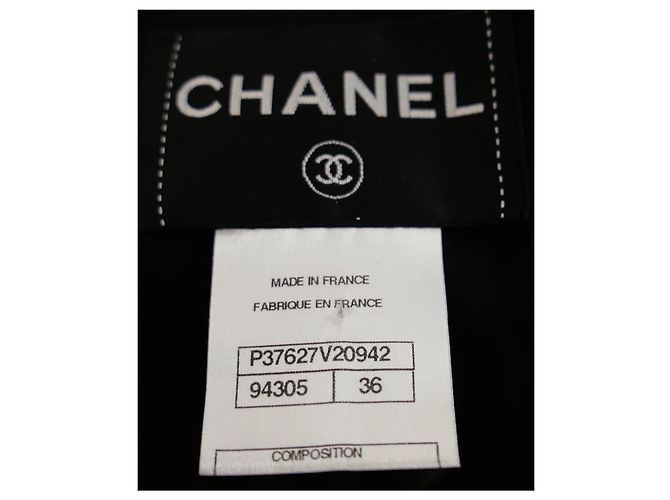Manteau robe noir à manches courtes Chanel Resort 2010 - vue 3