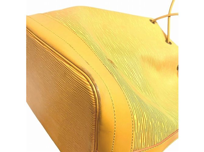 Borsa a spalla Louis Vuitton Epi Noe M44009 Giallo - vista 8