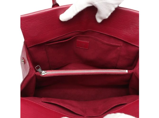 Borsa Louis Vuitton Epi Marly MM Rosso Fuschia - vista 17