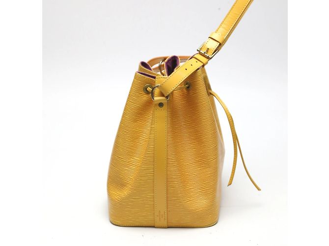 Noe Borsa a Spalla Petit Noé Epi Louis Vuitton Giallo - vista 3