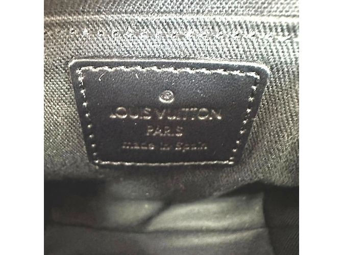 Pochette in pelle Monogram Glace Ray di Louis Vuitton Marrone - vista 11