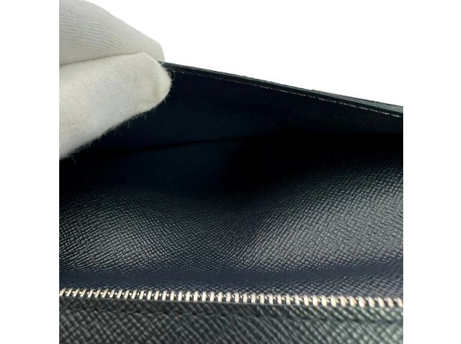 Cartera Larga Louis Vuitton en Cuero Epi Negro - vista 11