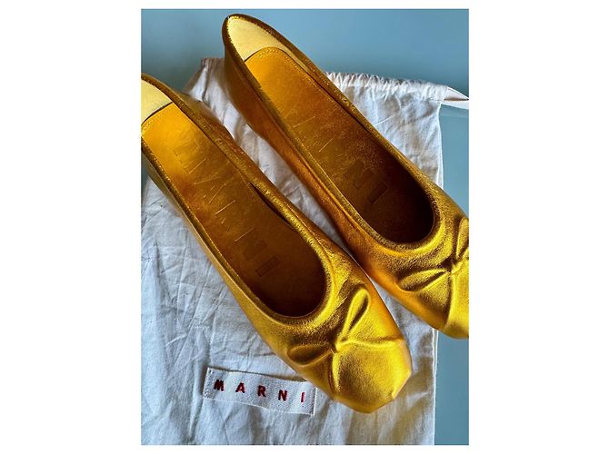 Marni Bailarinas Little Bow Dorado - vista 4