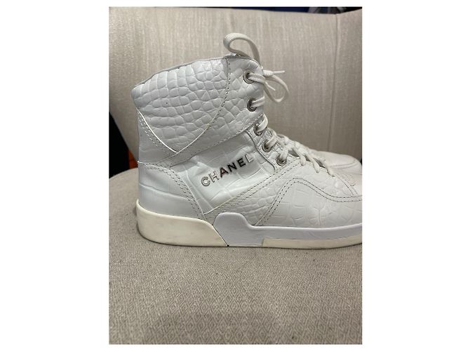 Sneakers CHANEL T.EU 41 Pelle Bianco - vista 2