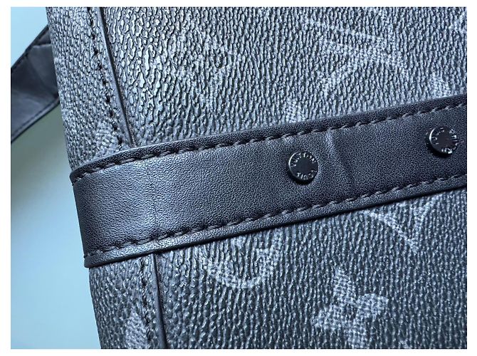 Louis Vuitton Soft Trunk Messenger Bag in pelle nera Nero - vista 7