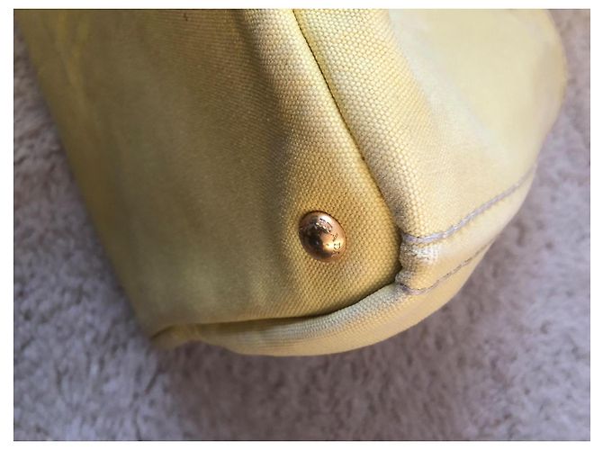 Borsa tote in denim Canapa gialla di Prada Giallo - vista 12