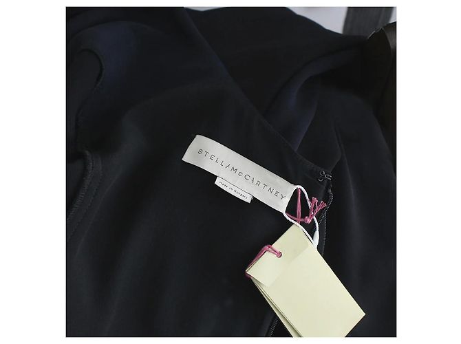 Stella Mc Cartney Schwarzes Mitternachtsblaues langes Kleid mit Gürtel von Stella McCartney - Ansicht 6