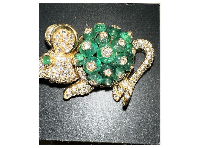 Autre Marque Spilla Topo Giovane in Oro 18K con Smeraldi e Diamanti Verde - vista 4