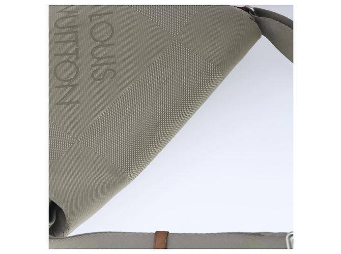 LOUIS VUITTON Borsa a Spalla Messaggero Damier Geant Tail M93030 LV Auth bs20418 - vista 6