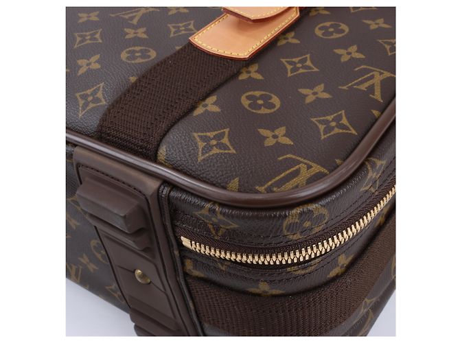 Borsa da viaggio Louis Vuitton Monogram Satellite 53 M23356 Marrone - vista 10