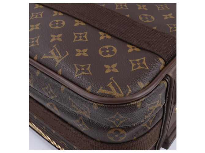 Borsa da viaggio Louis Vuitton Monogram Satellite 53 M23356 Marrone - vista 13