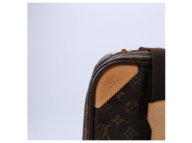 Borsa da viaggio Louis Vuitton Monogram Satellite 53 M23356 Marrone - vista 14