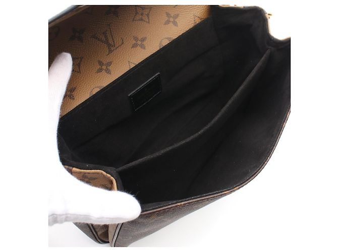 Louis Vuitton Pochette Metis MM Handbag M44876 Brown - view 3