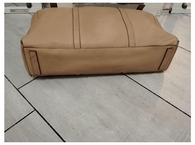 Borsa da viaggio Prada in pelle beige - vista 6