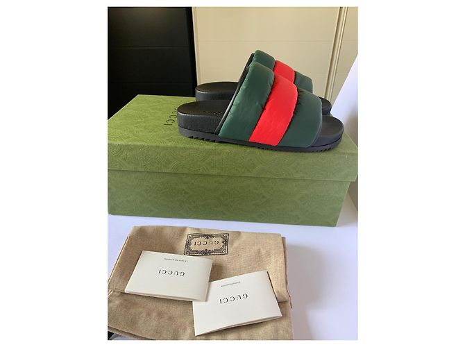 Sandali Gucci Demetra in nylon imbottito rosso e verde - vista 7
