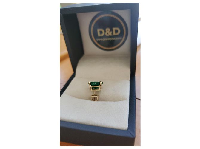 D&G Männlicher Solitär-Ohrring mit echter kolumbianischer Smaragd aus 18 Karat Gold Gold hardware - Ansicht 2