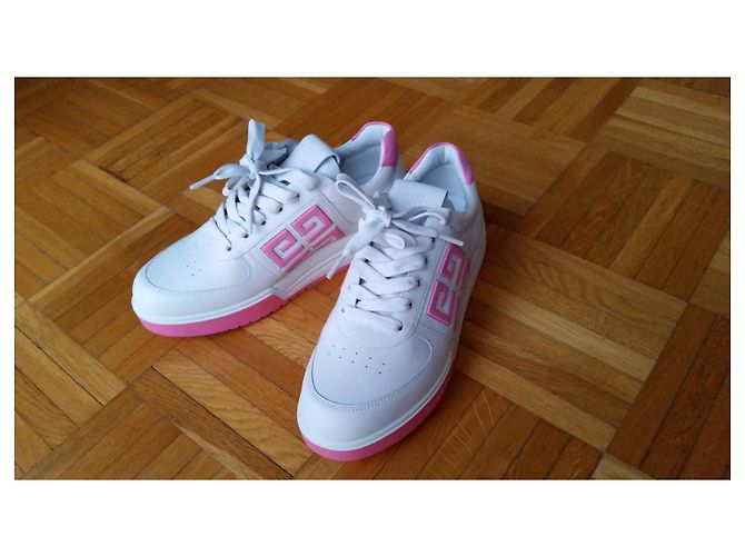 GIVENCHY SNEAKERS 4G IN PELLE DI VITELLO. Bianco Fuschia - vista 2
