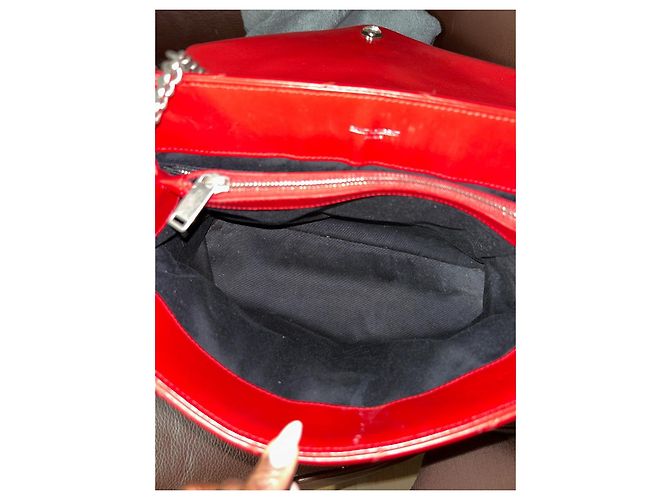 Sac à main Saint Laurent Loulou en cuir rouge taille medium - vue 8