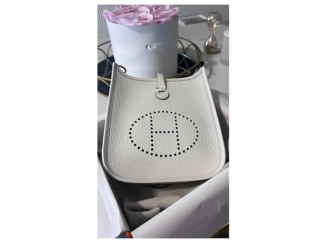 Hermès Evelyne 16 pelle bianca nuova sotto plastica Bianco - vista 10