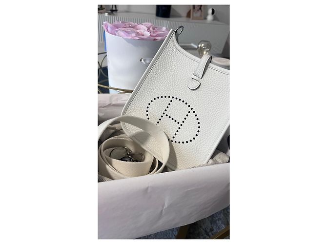 Hermès Evelyne 16 pelle bianca nuova sotto plastica Bianco - vista 3