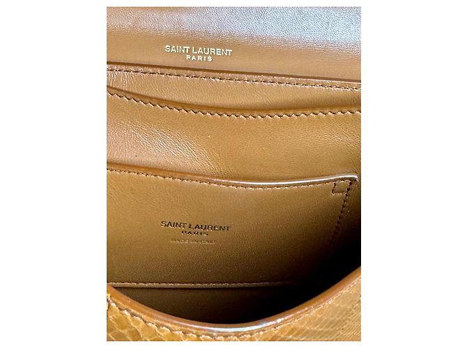 Borsa a mano Yves Saint Laurent Kaia in pelliccia marrone chiaro - vista 9