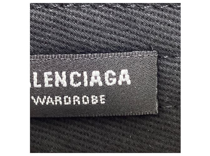 Everyday Schwarze Baumwoll-Baseballmütze mit gesticktem Balenciaga-Logo - Ansicht 6