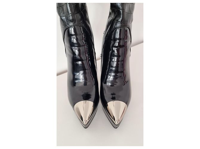 Autre Marque Schwarze kniehohe Stiefel aus Kunstleder mit Absatz - Ansicht 9